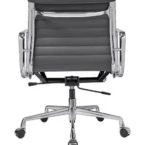 Эргономичное кресло Eames Ribbed Office Chair EA 117, кожа графит